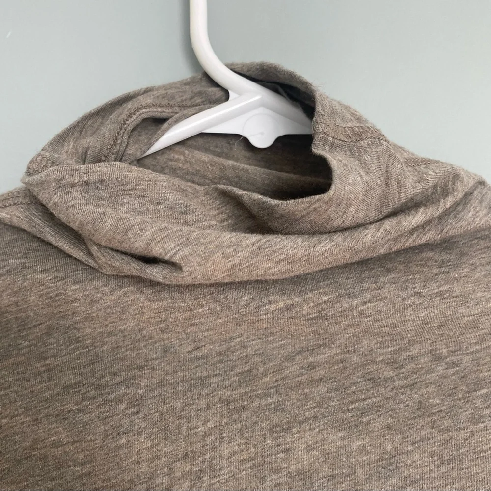 Vince Favorite Turtleneck Beige | Tan Cotton Blend - Picture 3 of 8